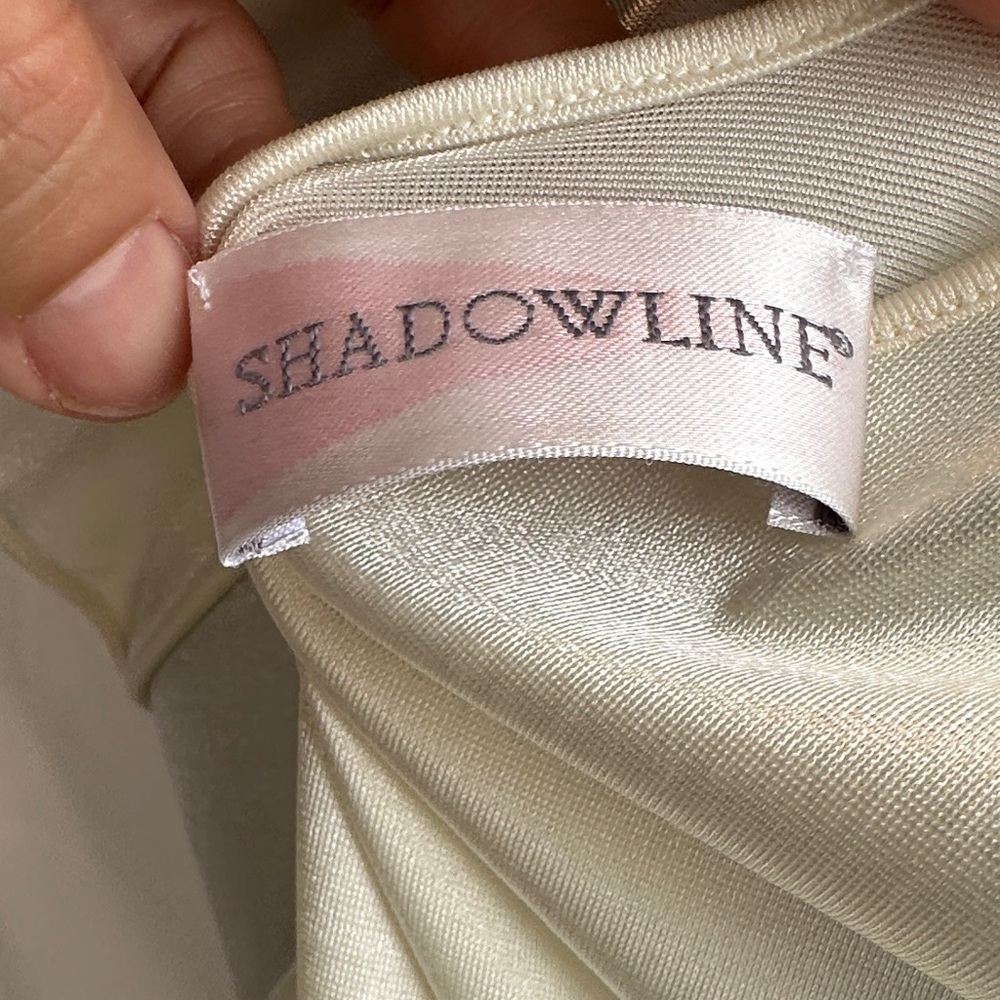Shadowline Peignoir Ivory Lace Trimmed Gown and Robe - Picture 10 of 11